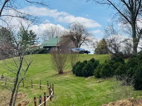 2593 Lime Kiln Rd, Fries, VA 24330