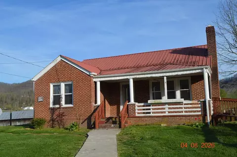 22 Old Quarry Rd, Saltville, VA 24370