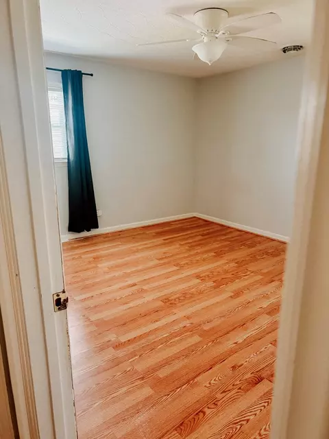 Bedroom - 131 Stapleton St, Pounding Mill, VA 24637 photo 3 of 4
