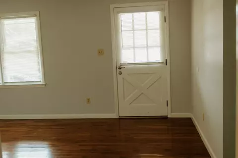 Living - 131 Stapleton St, Pounding Mill, VA 24637 photo 3 of 4