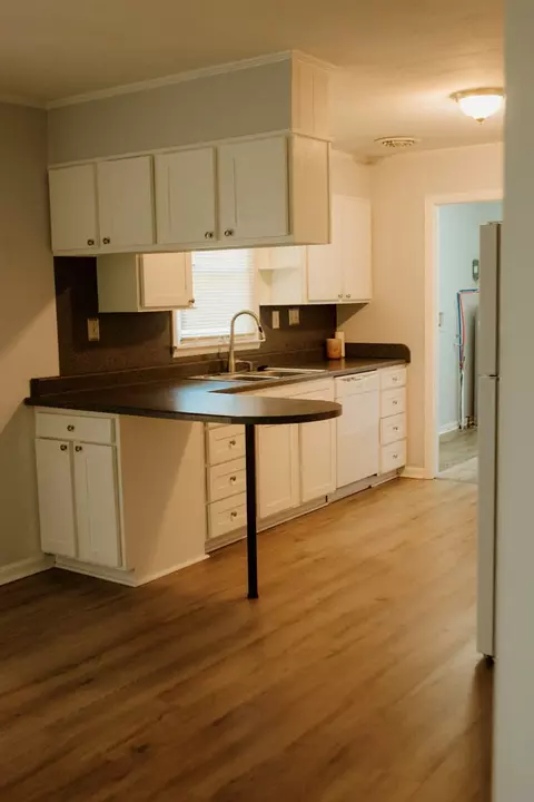 Kitchen - 131 Stapleton St, Pounding Mill, VA 24637 photo 2 of 5
