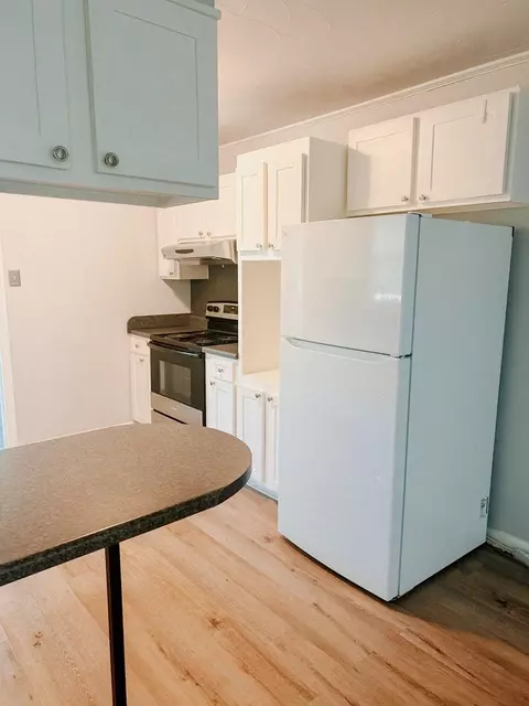 Kitchen - 131 Stapleton St, Pounding Mill, VA 24637 photo 3 of 5