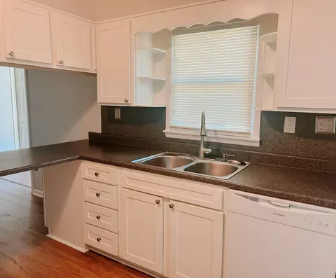 Kitchen - 131 Stapleton St, Pounding Mill, VA 24637 photo 1 of 5