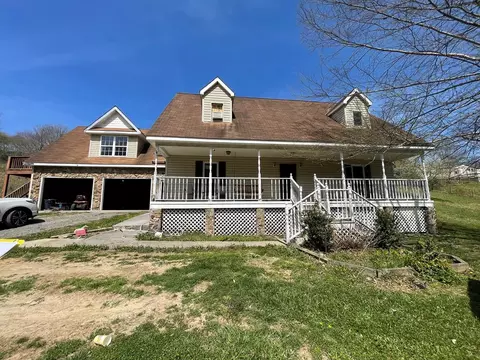 2257 Upper Copper Creek Rd, Castlewood, VA 24224