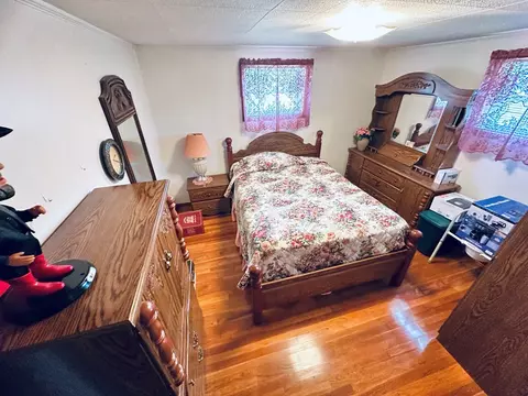 Bedroom - 68 Beths Ln, Cedar Bluff, VA 24609 photo 3 of 3