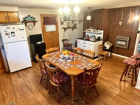 Kitchen - 68 Beths Ln, Cedar Bluff, VA 24609 photo 2 of 5