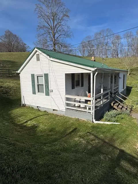 617 Old Prater, Marion, VA 24354