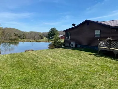 Exterior - 516 Volunteer Rd, Fancy Gap, VA 24328 photo 1 of 7