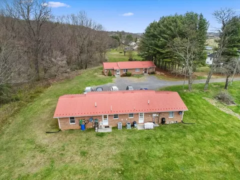 765-767 Ivanhoe Rd, Max Meadows, VA 24360 photo 5