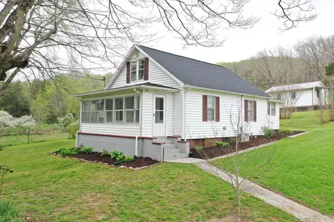 23261 Brumley Gap Rd, Abingdon, VA 24210