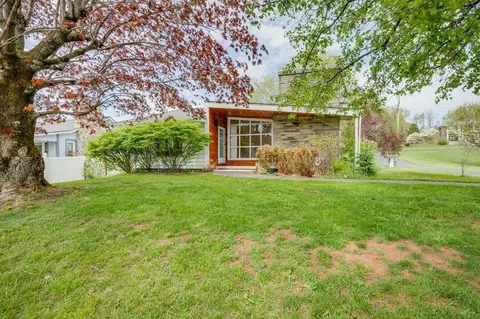 622 W Main St, Lebanon, VA 24266