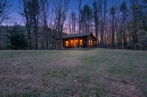 362 Spring Hollow Rd, Marion, VA 24354