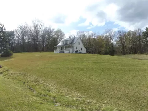 1519 Floyd Pike, Hillsville, VA 24343