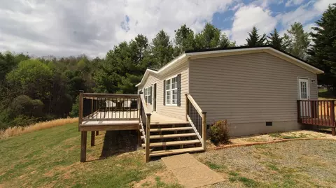 98 Foxfire Ln, Galax, VA 24333 photo 32