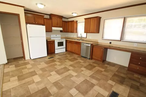 98 Foxfire Ln, Galax, VA 24333 photo 4