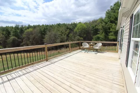 98 Foxfire Ln, Galax, VA 24333 photo 2