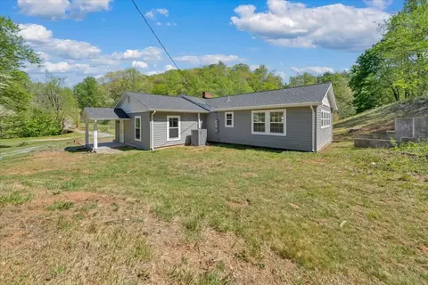 Exterior - 112 Frankie Ln, Stuart, VA 24171 photo 7 of 11