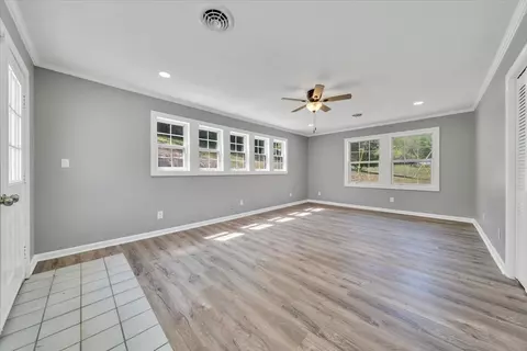 Living - 112 Frankie Ln, Stuart, VA 24171 photo 6 of 9