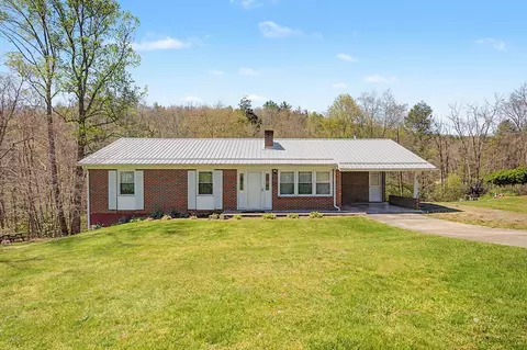 6921 Ivanhoe Rd, Ivanhoe, VA 24350
