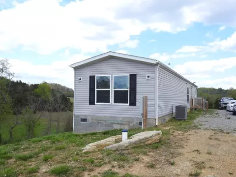3636 Pine Run Rd, Draper, VA 24324 photo 4