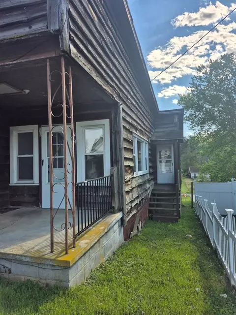 Exterior - 718 E Main St, Fries, VA 24330 photo 3 of 8