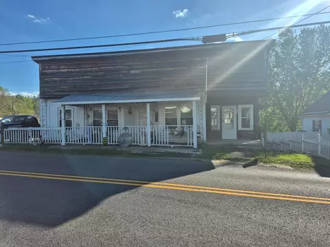 Exterior - 718 E Main St, Fries, VA 24330 photo 4 of 8