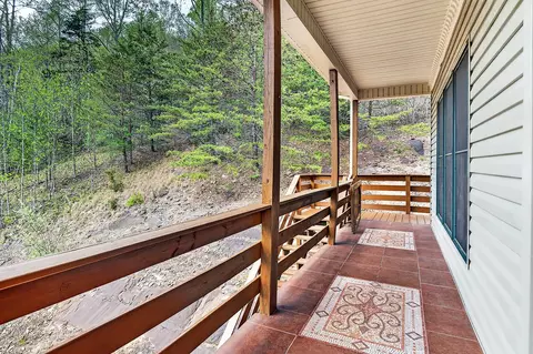 Exterior - 24327 N Fork River Rd, Abingdon, VA 24210 photo 5 of 16