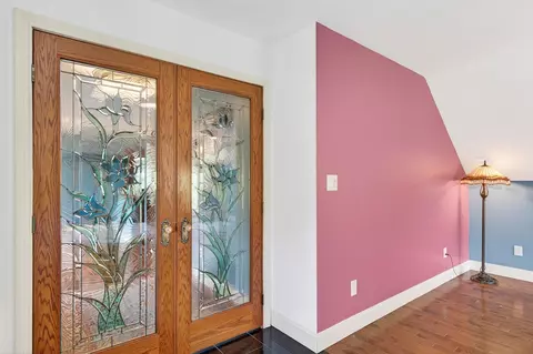 Entry Way - 24327 N Fork River Rd, Abingdon, VA 24210 photo 7 of 9