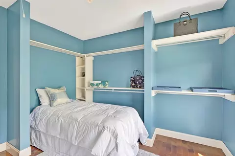 Bedroom - 24327 N Fork River Rd, Abingdon, VA 24210 photo 5 of 5
