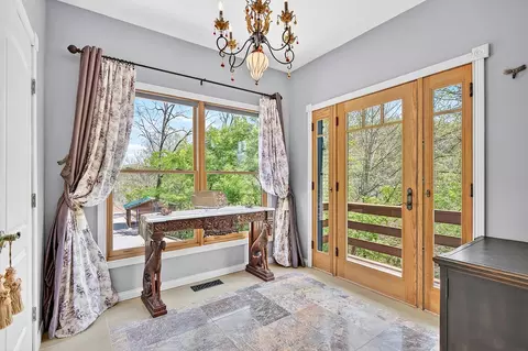 Entry Way - 24327 N Fork River Rd, Abingdon, VA 24210 photo 1 of 9