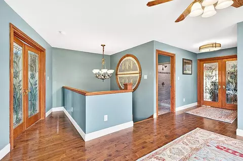 Entry Way - 24327 N Fork River Rd, Abingdon, VA 24210 photo 3 of 9