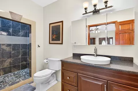Bath - 24327 N Fork River Rd, Abingdon, VA 24210 photo 7 of 8