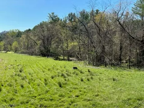 963 Glendale Rd, Galax, VA 24333