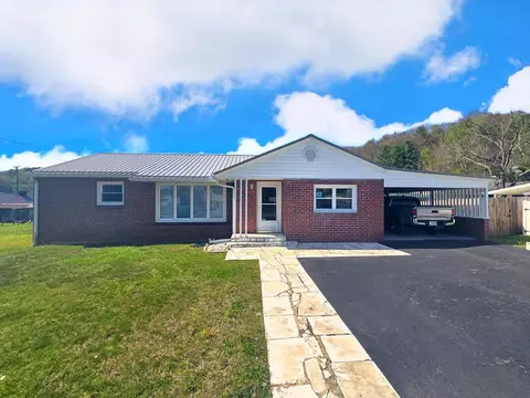 106 Second Ave, Richlands, VA 24641