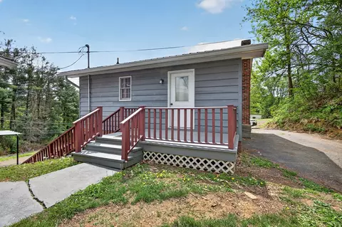 Exterior - 206 Pendleton Ave, Chilhowie, VA 24319 photo 8 of 11