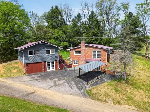 Exterior - 206 Pendleton Ave, Chilhowie, VA 24319 photo 1 of 11