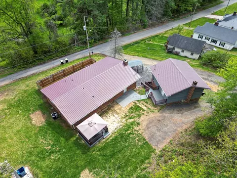 View/Area - 206 Pendleton Ave, Chilhowie, VA 24319 photo 1 of 1