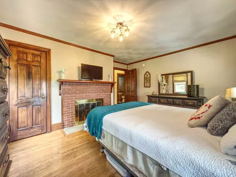 Bedroom - 60 Edwin Ln, Cana, VA 24317 photo 3 of 4