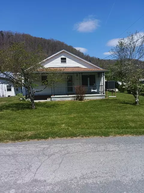 178 Bane Bottom Ave, Cedar Bluff, VA 24609