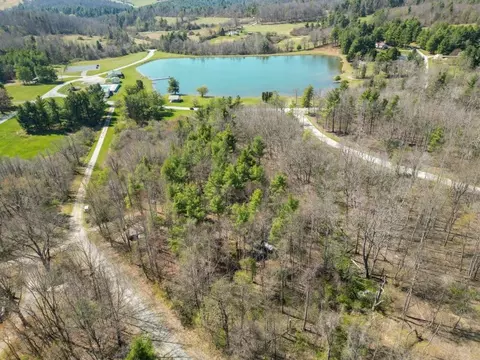 49 Hickory Hollow Lane Southeast, Copper Hill, VA 24079