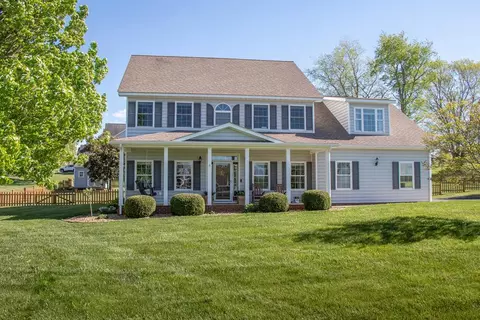 104 Holly Ridge Rd, Glade Spring, VA 24340