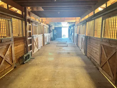 Entry Way - 2616 Pope, Ivanhoe, VA 24350 photo 1 of 2