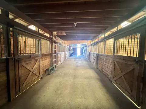 Entry Way - 2616 Pope, Ivanhoe, VA 24350 photo 2 of 2