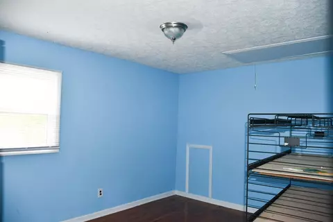 Bedroom - 2241 Skydusky Rd, Bland, VA 24315 photo 2 of 7