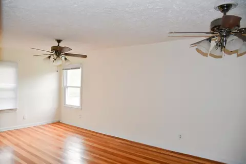 Living - 2241 Skydusky Rd, Bland, VA 24315 photo 4 of 5