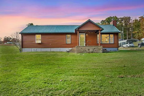 4616 Rakes Dr, Dublin, VA 24084