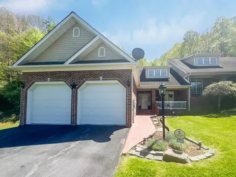 251 Cresswood, Richlands, VA 24641