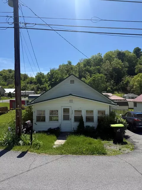 340 Davidson St, Saltville, VA 24370