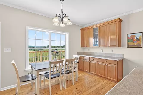 Dining - 13129 Northridge Rd, Abingdon, VA 24210 photo 1 of 3