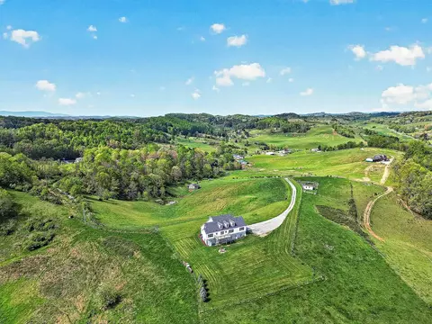 View/Area - 13129 Northridge Rd, Abingdon, VA 24210 photo 6 of 12